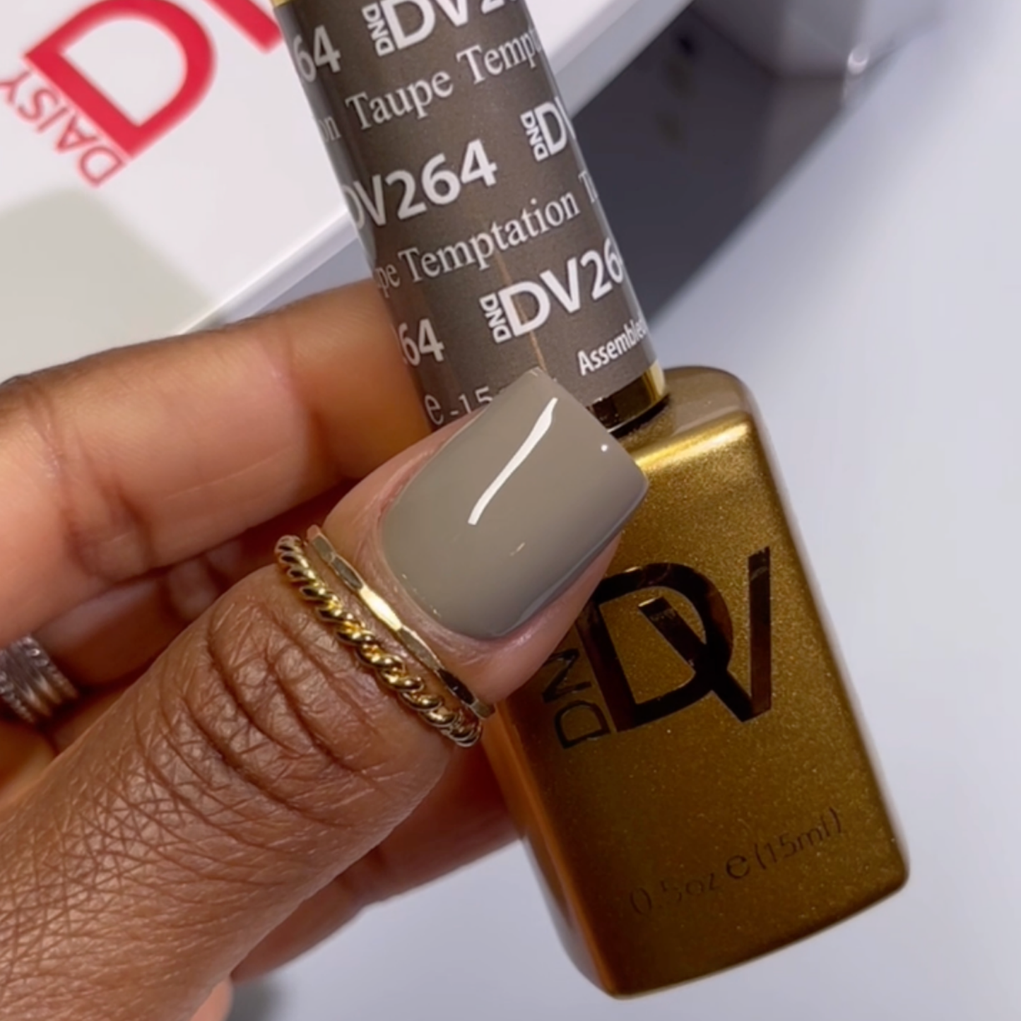 DND Diva Trio - 264 Taupe Temptation