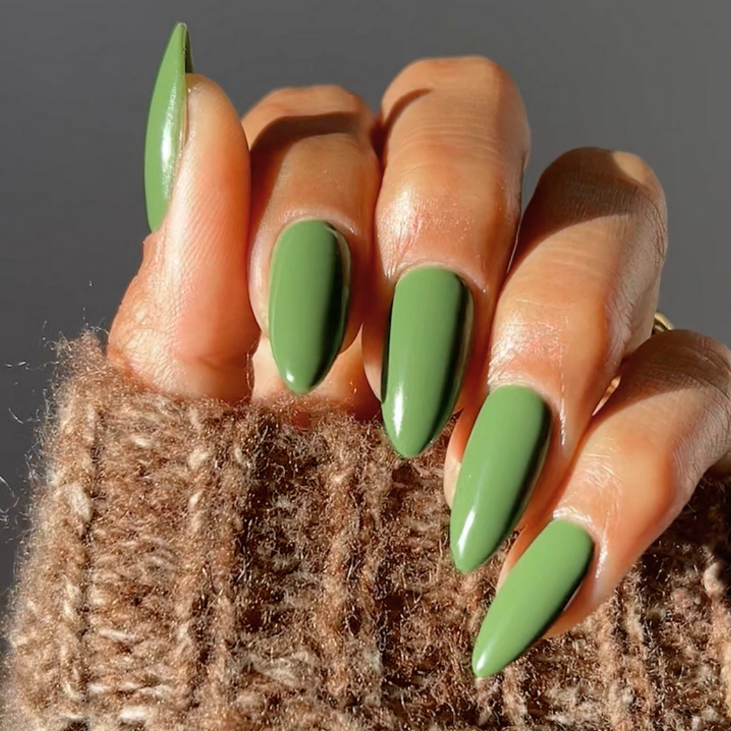 DND Diva Trio - 284 Olive Green